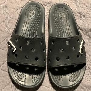 Croc’s Classic Slide with Jibbitz - Black